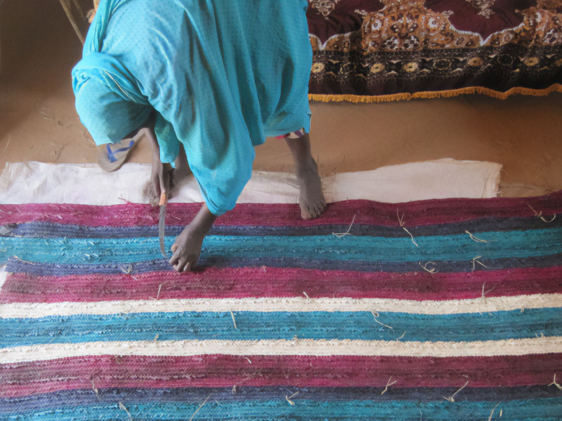 苏丹北部地区文化遗产中得的椰枣树叶编制的垫子：以白席和红席为例