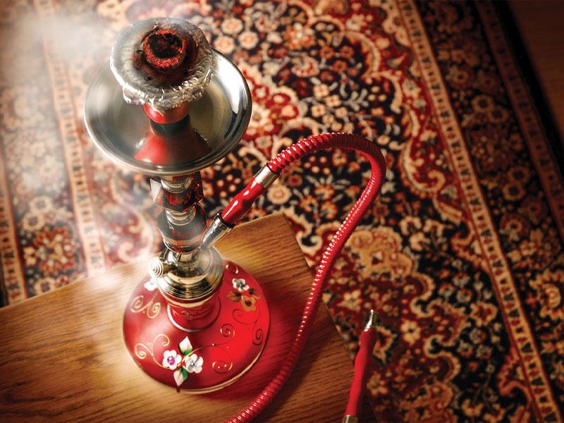 التتن (التبغ) في التراث الشعبي والإنتاج الأدبي في مملكة البحرين